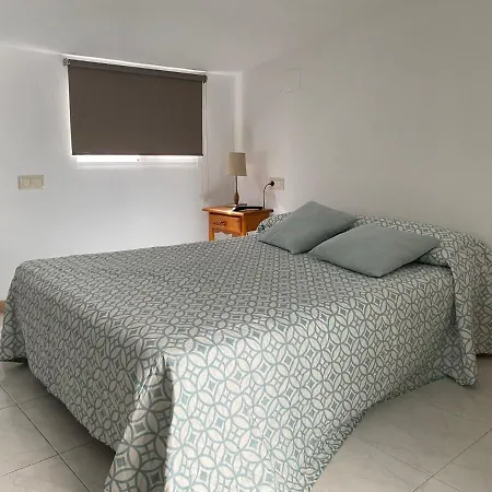 Apartamentos Oliva Caldas De Reis Exterior foto